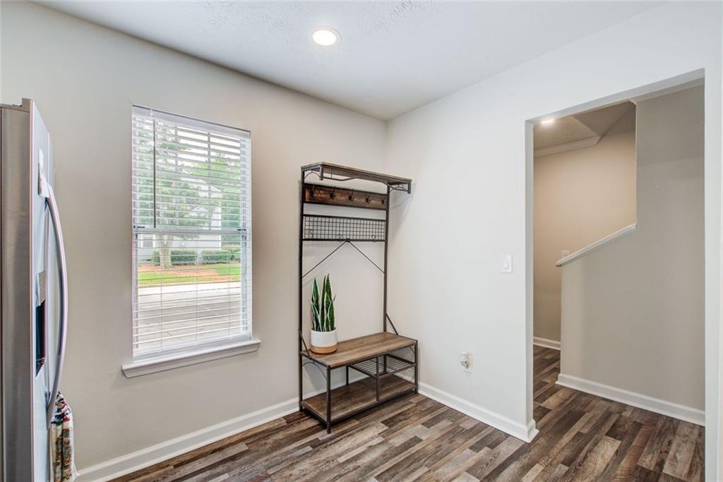 3999 Bayside Circle