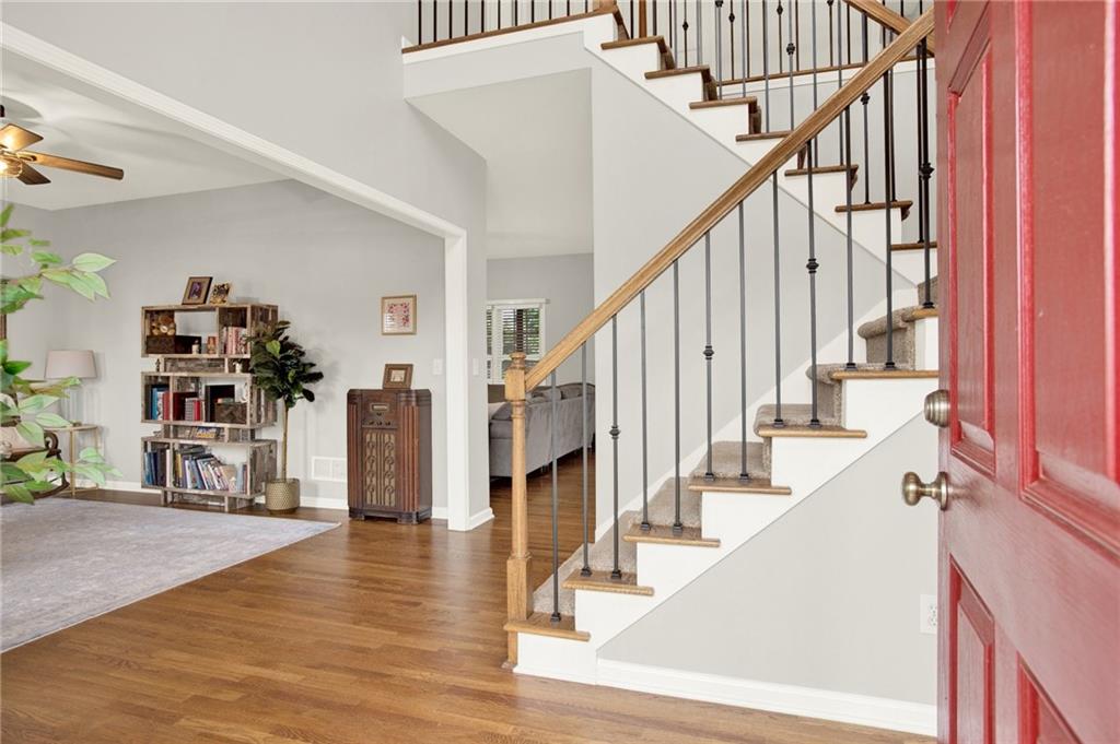 224 Mountain View Drive, Woodstock, Georgia image 8