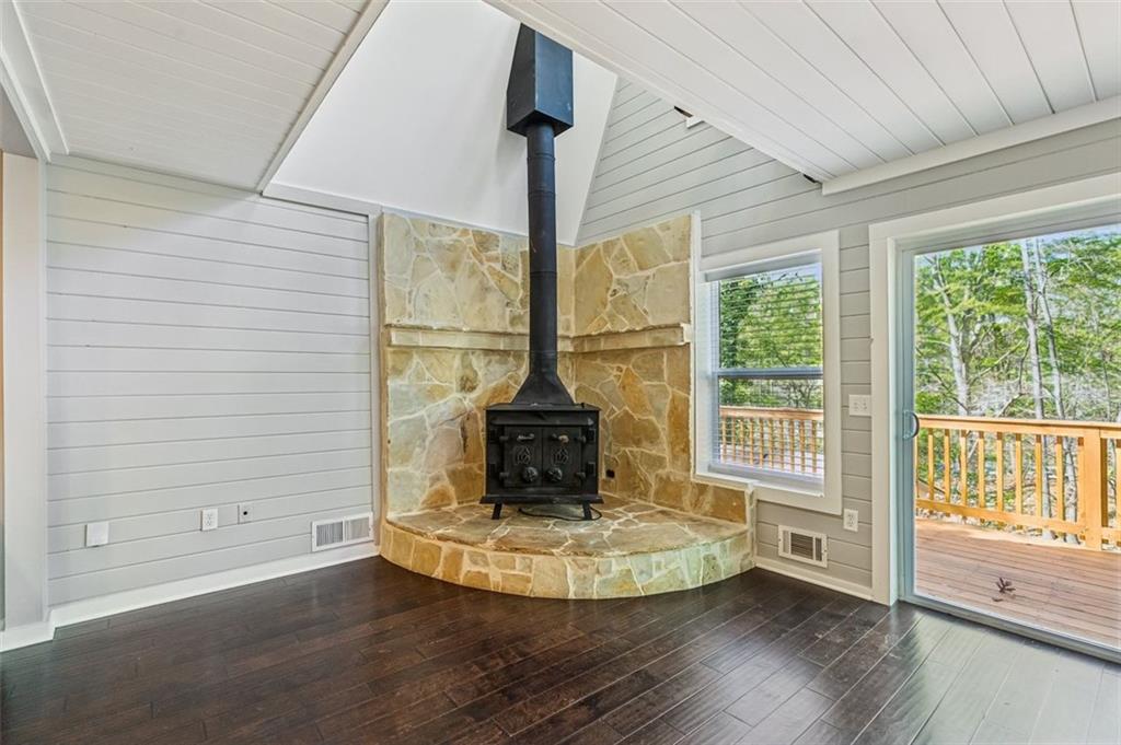 3125 Lakeside Drive, Cumming, Georgia image 14