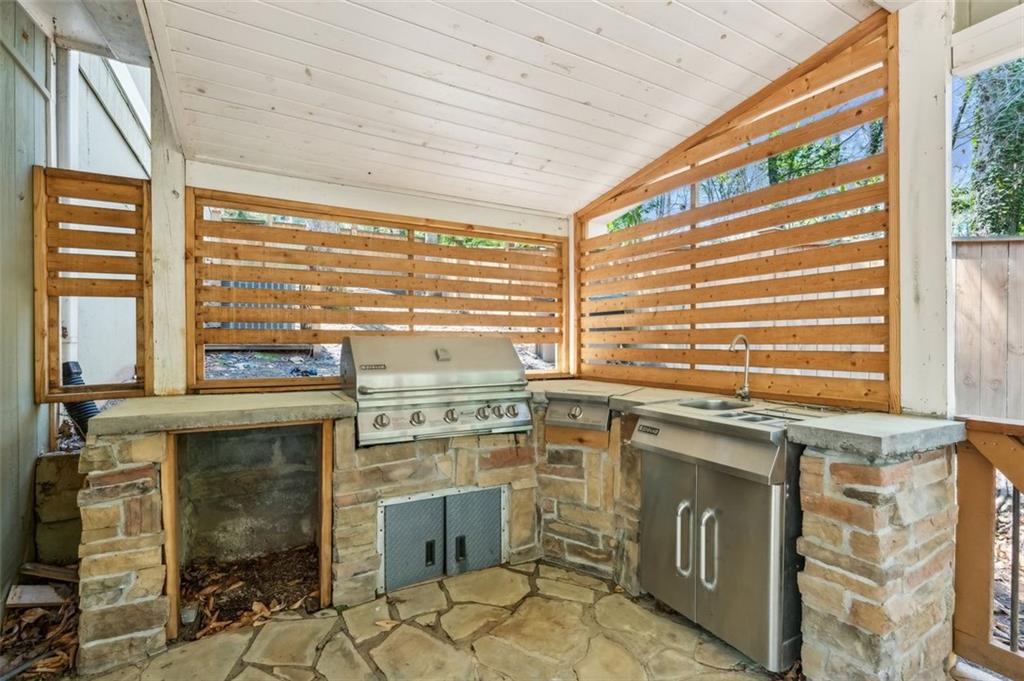 3125 Lakeside Drive, Cumming, Georgia image 32