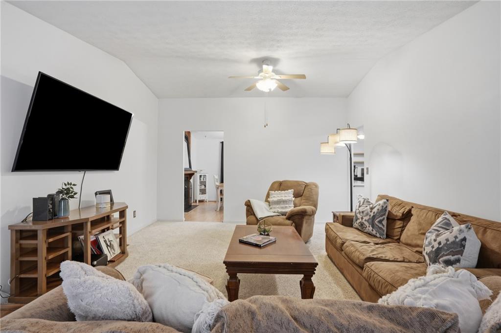140 Hillside Lane