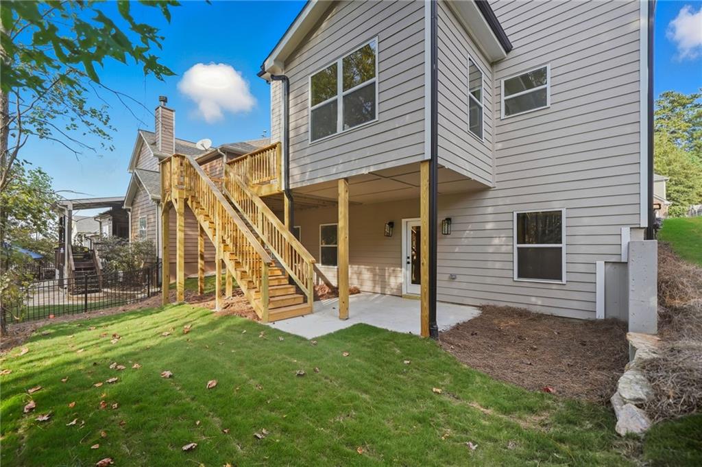421 Crestmont Lane