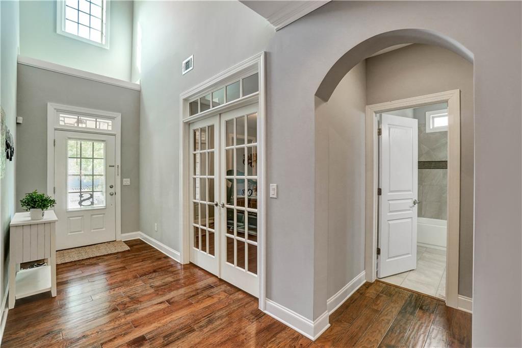 633 Leland Parkway