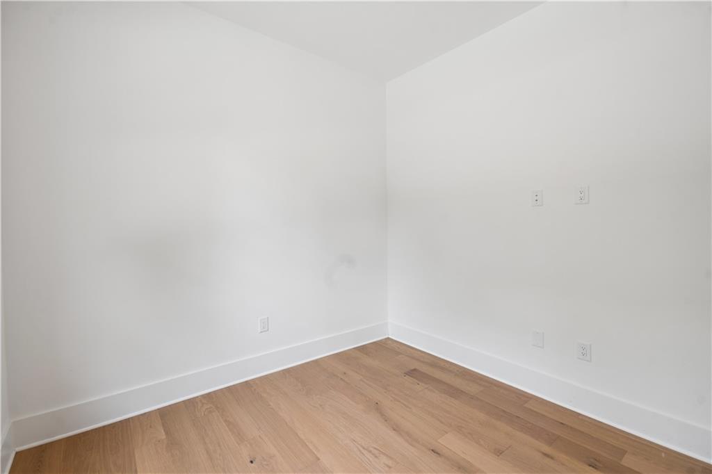 Alpharetta, Georgia, 30022, United States, 5 Bedrooms Bedrooms, ,4 BathroomsBathrooms,Residential,Active,2044144