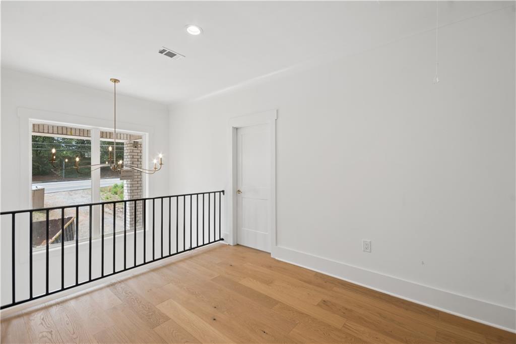 Alpharetta, Georgia, 30022, United States, 5 Bedrooms Bedrooms, ,4 BathroomsBathrooms,Residential,Active,2044144