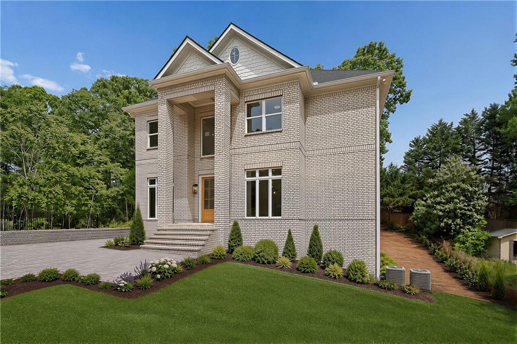 Alpharetta, Georgia, 30022, United States, 5 Bedrooms Bedrooms, ,4 BathroomsBathrooms,Residential,Active,2044144