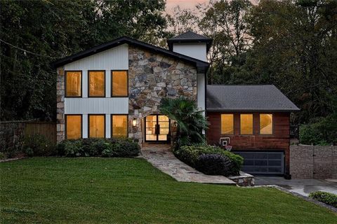 Photo of 1464 Pebble Creek Road SE, Marietta, GA 30067 (MLS # 7666868)