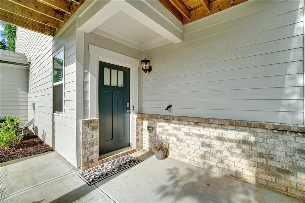 1858 Belmore Street SE