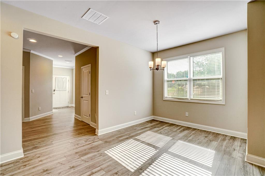 1858 Belmore Street SE