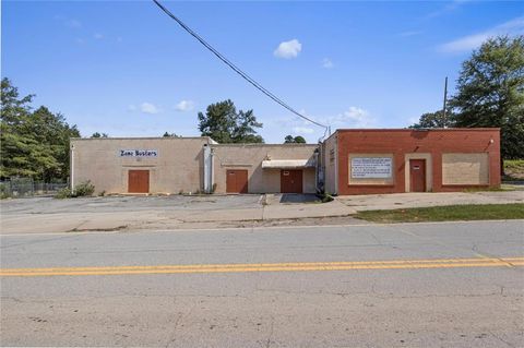 987 Hollywood Road NW Atlanta GA 30318