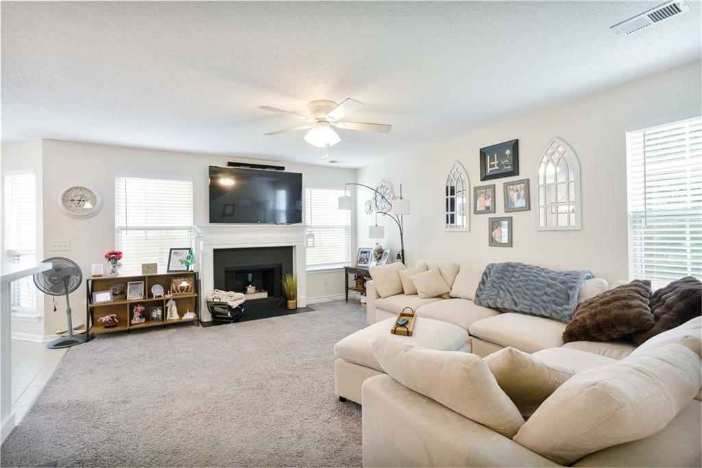 417 Red Coat Lane
