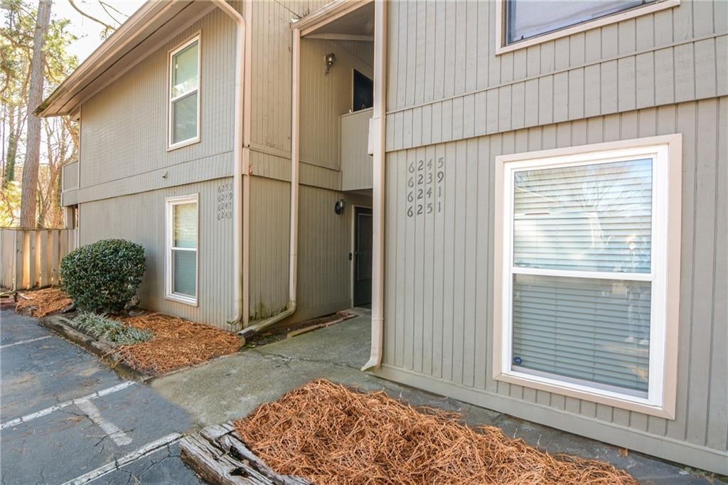 6241 Overlook Road 6241
