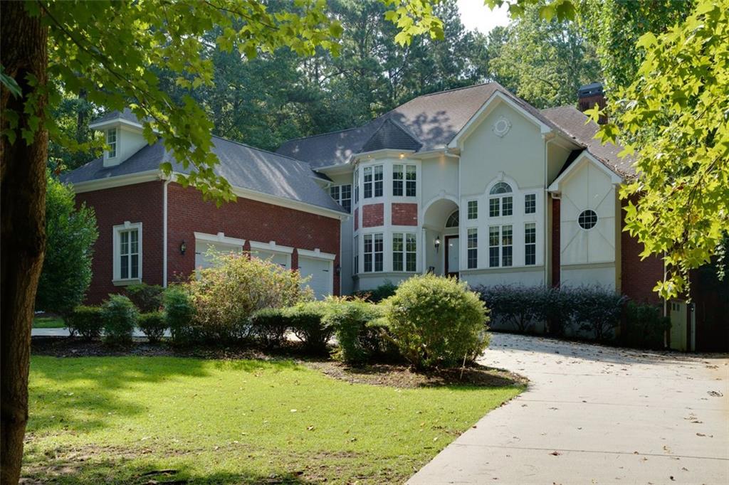 175 OAK Manor