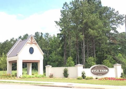 A home in Powder Springs