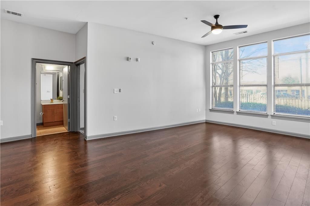 Photo of 898 Oak Street SW #1101, Atlanta, GA 30310 (MLS # 7704609)