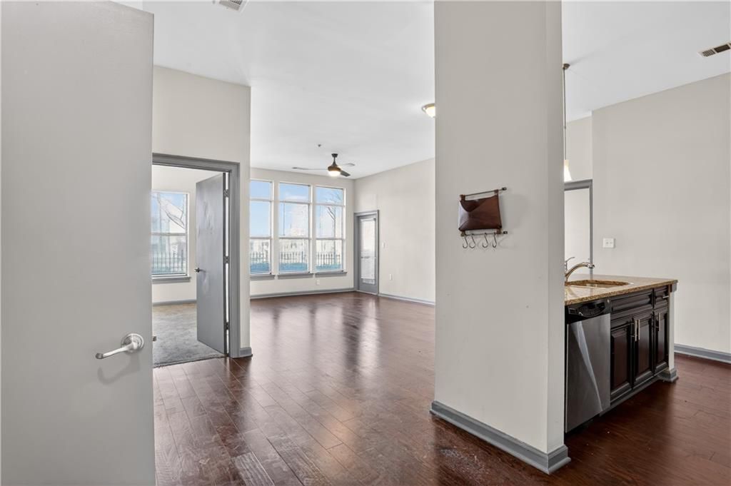 Photo of 898 Oak Street SW #1101, Atlanta, GA 30310 (MLS # 7704609)