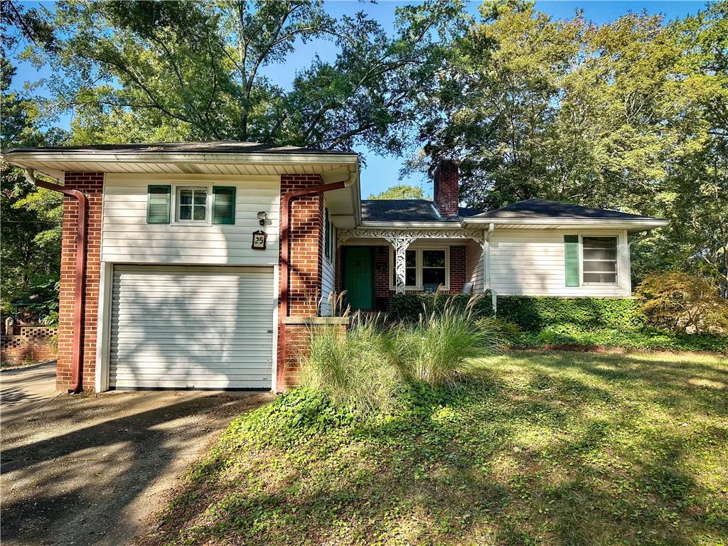 25 Lakeshore Drive