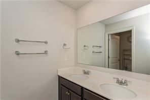 4825 Layton Drive Dr, Lithia Springs, Georgia image 3