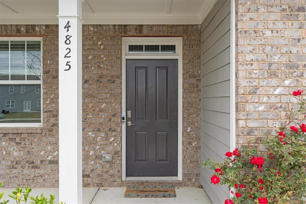 4825 Layton Drive Dr, Lithia Springs, Georgia image 3