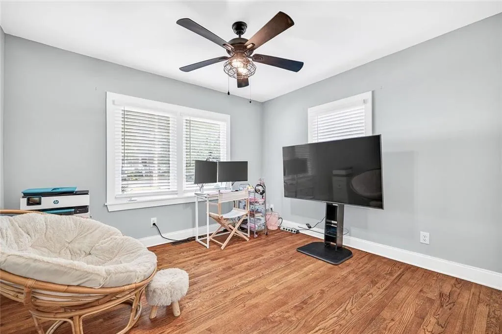 Decatur, Georgia 30030, United States, 2 Bedrooms Bedrooms, ,2 BathroomsBathrooms,Residential,Active,229943