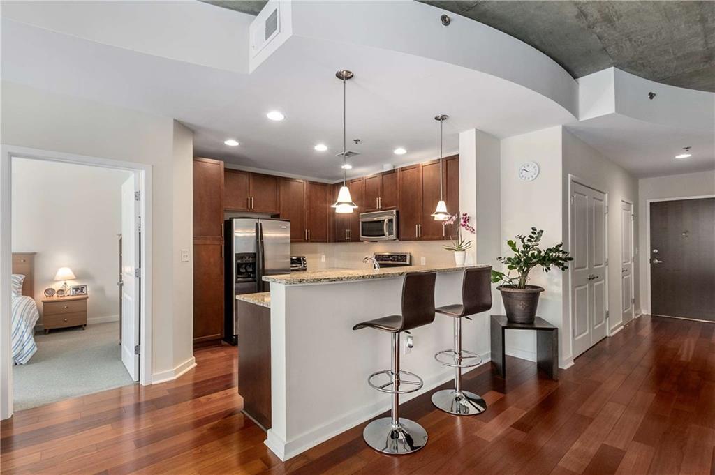 855 Peachtree Street NE 1207