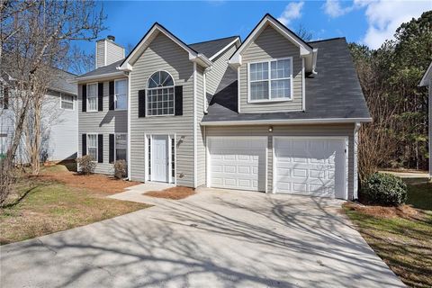 A home in Ellenwood