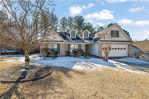 A home in Dacula