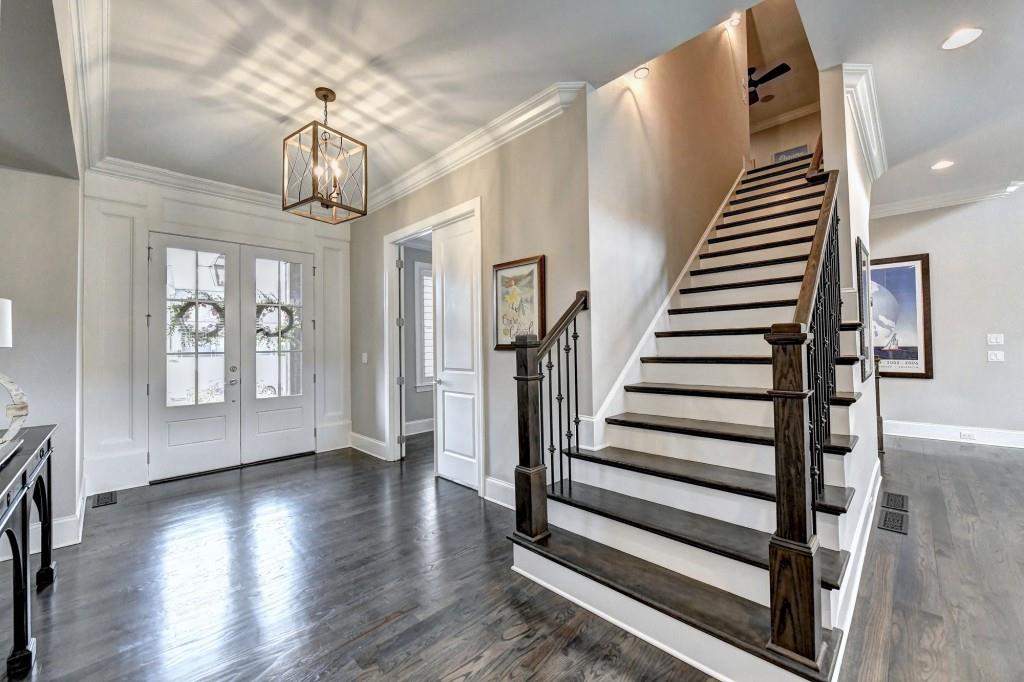 2367 Kesgrove Way