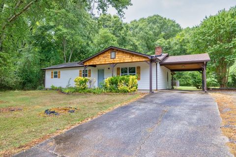 A home in Powder Springs