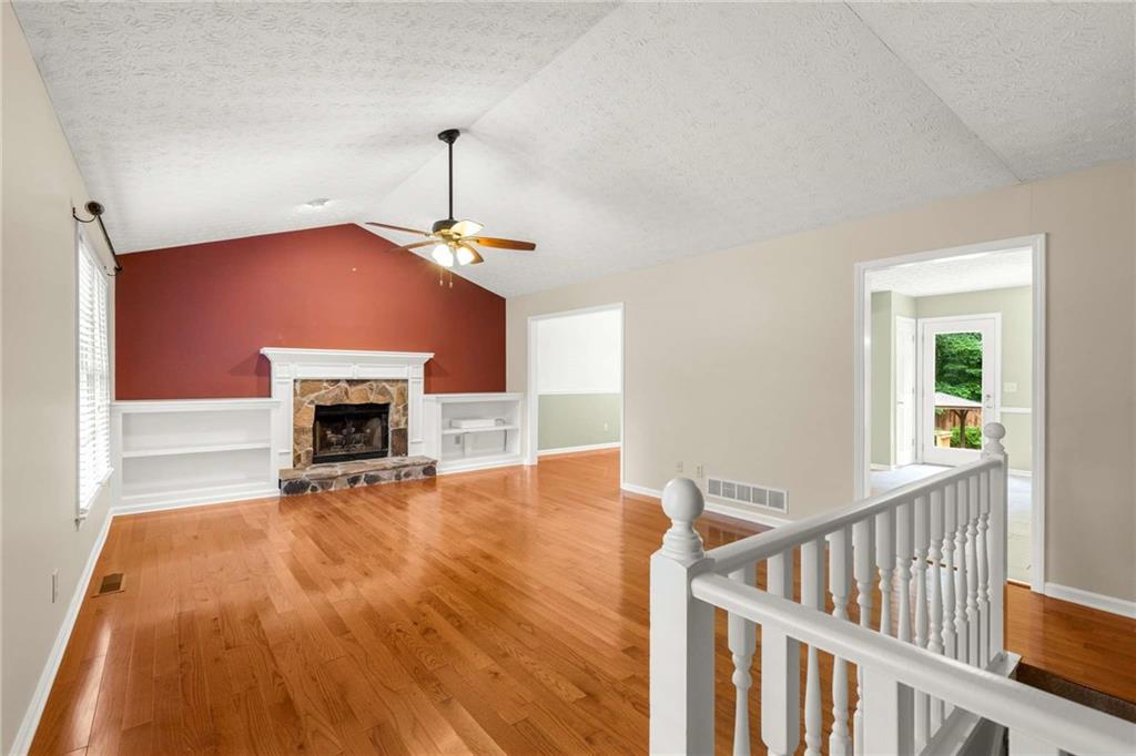 5761 E Emerald Oaks Lane, Acworth, Georgia image 9
