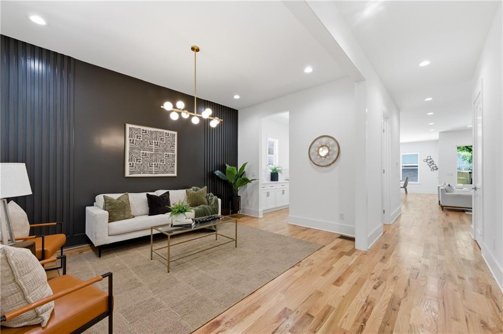 17 Lakeview
