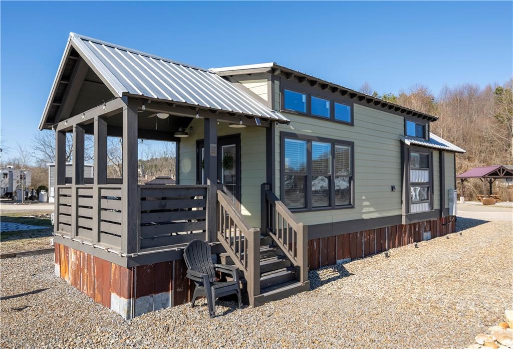 192 Mountain Meadows Drive