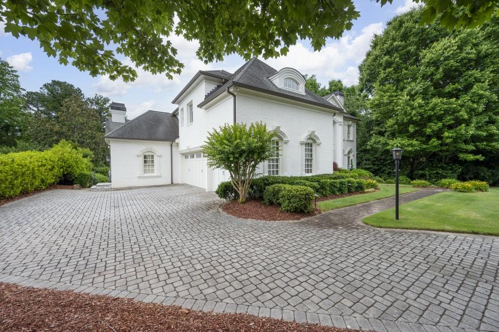 ST Lyonn - Residential