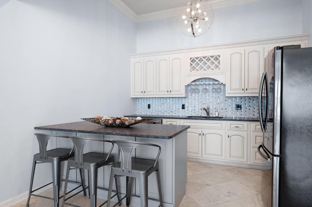 ST Lyonn - Residential