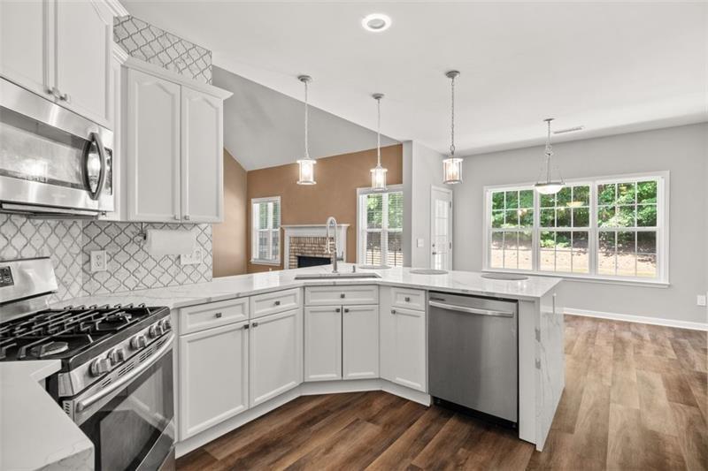 6196 Windflower Drive, Powder Springs, Georgia image 14