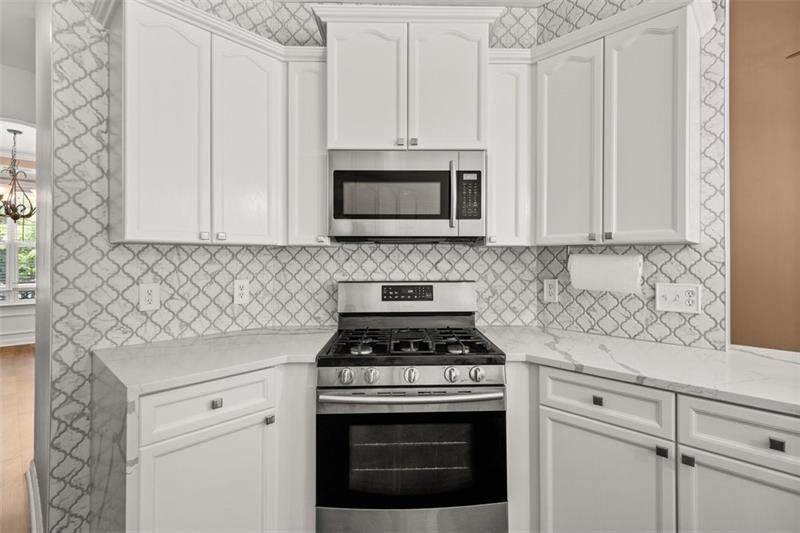 6196 Windflower Drive, Powder Springs, Georgia image 12
