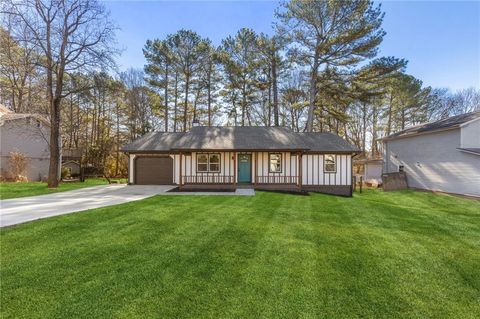 Homes For Sale - 4110 Megan Road<br/> Duluth, GA 30096