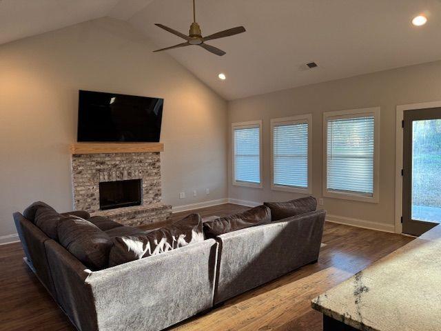 224 Crest Creek Way, Villa Rica, Georgia image 4