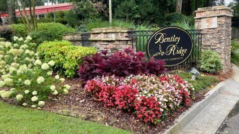 2750 SAINT AUGUSTINE Trail SE