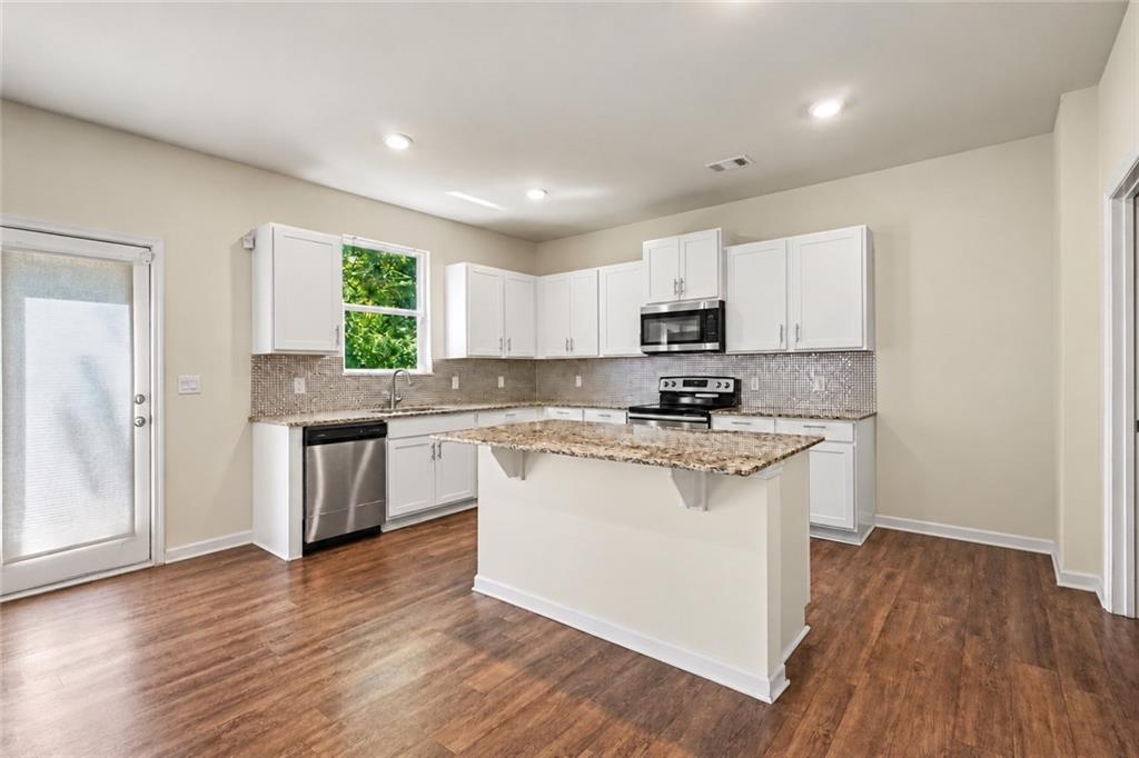 477 Starbuck Parkway