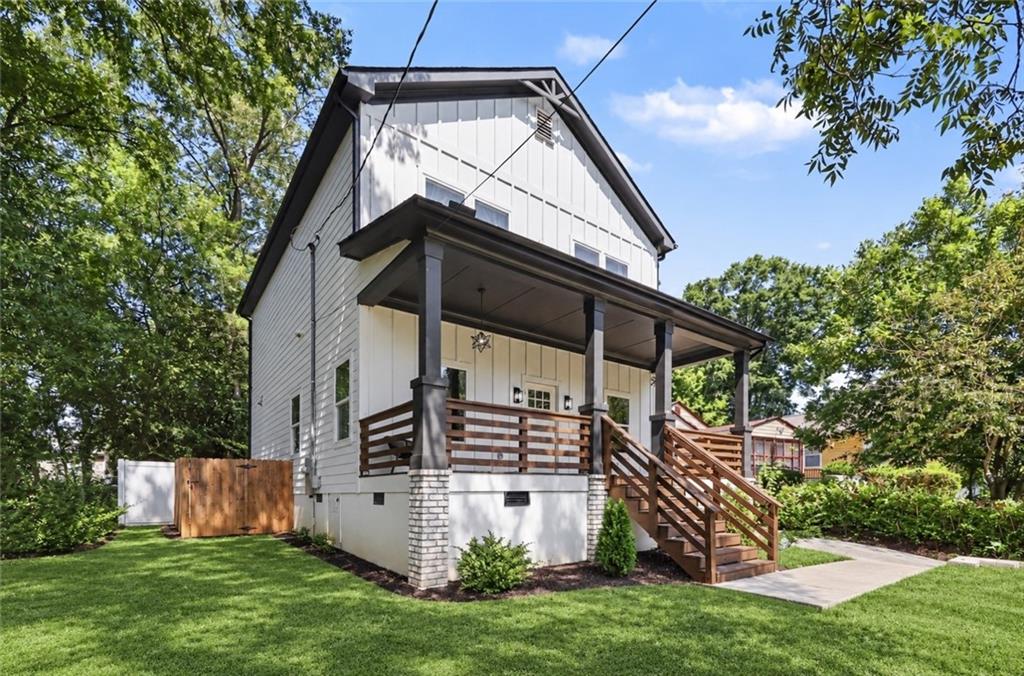 109 Moury Avenue SE
