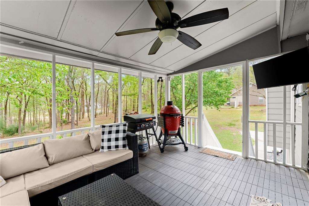 867 Georgetowne Drive, Winder, Georgia image 38