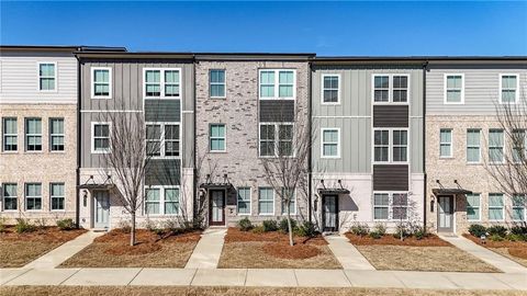 Townhouse For Sale - 3323 Owl Creek Parkway<br/> Acworth, GA 30102