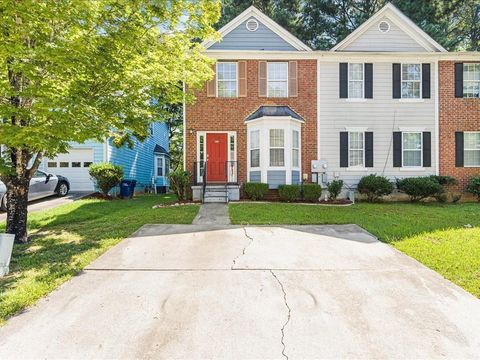 5910 Hampton Court Atlanta GA 30349