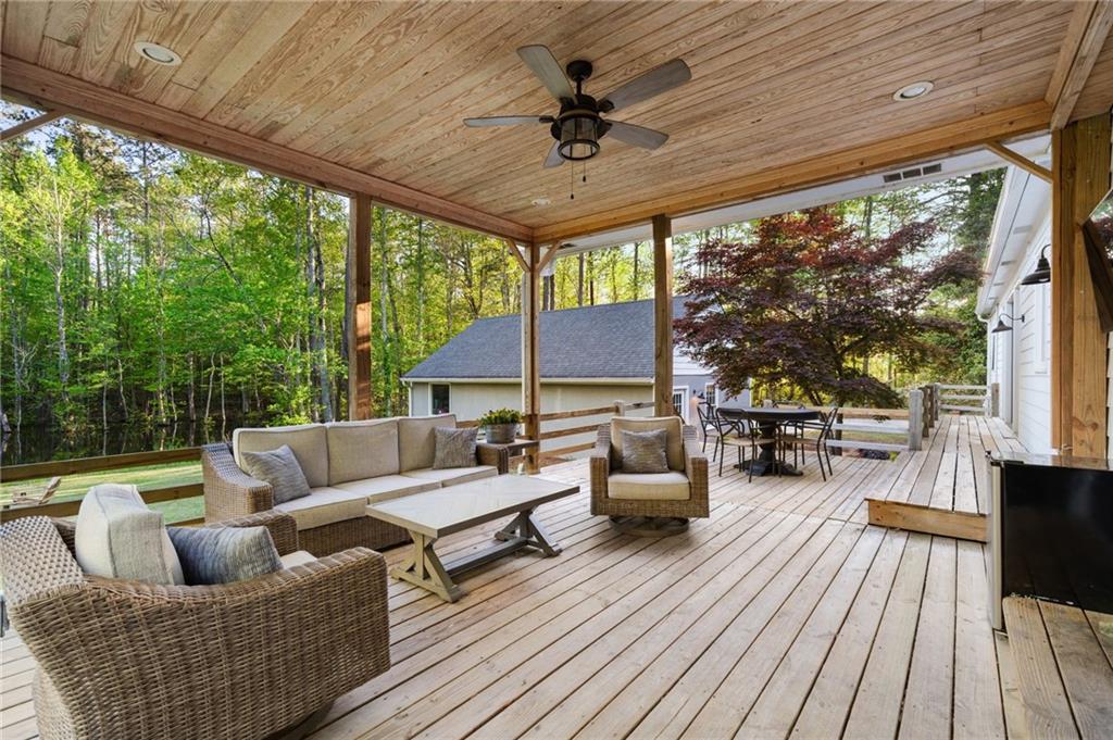 576 Tope Road, Sharpsburg, Georgia image 7