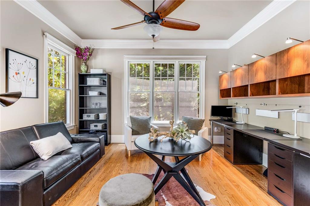 504 S WESTMINSTER Way NE