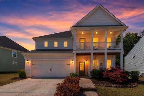 Homes For Sale - 5922 Ash Hill Place<br/> Hoschton, GA 30548