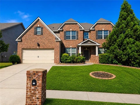 Homes For Sale - 510 Georgia Circle<br/> Walton County, Loganville, GA 30052