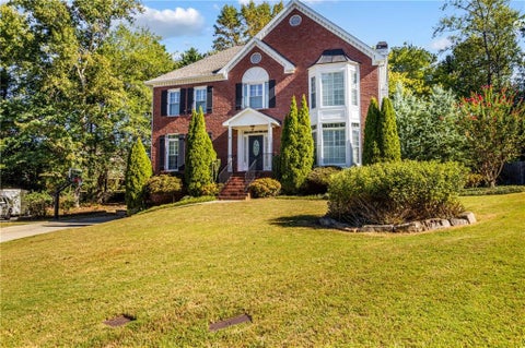 Homes For Sale - 3127 Crestmont Way<br/> Kennesaw, GA 30152