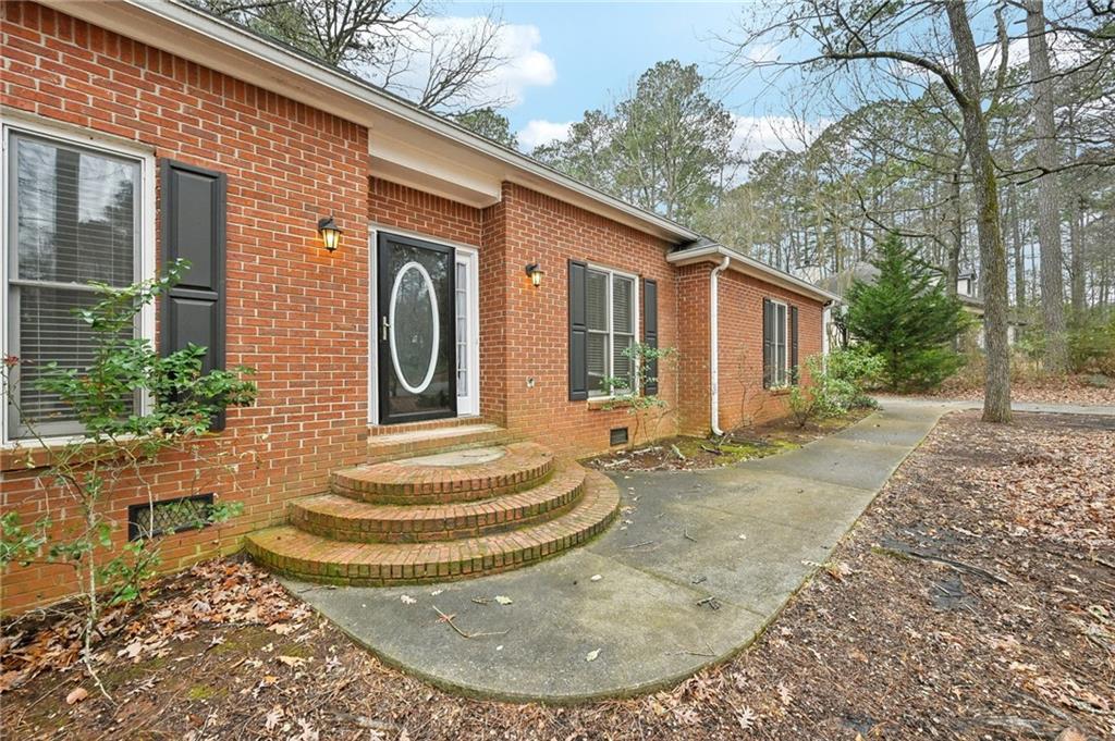 105 Spring Forest Way, Sharpsburg, Georgia image 2